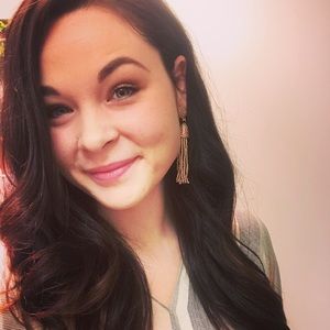 Meet your Posher, Michaela